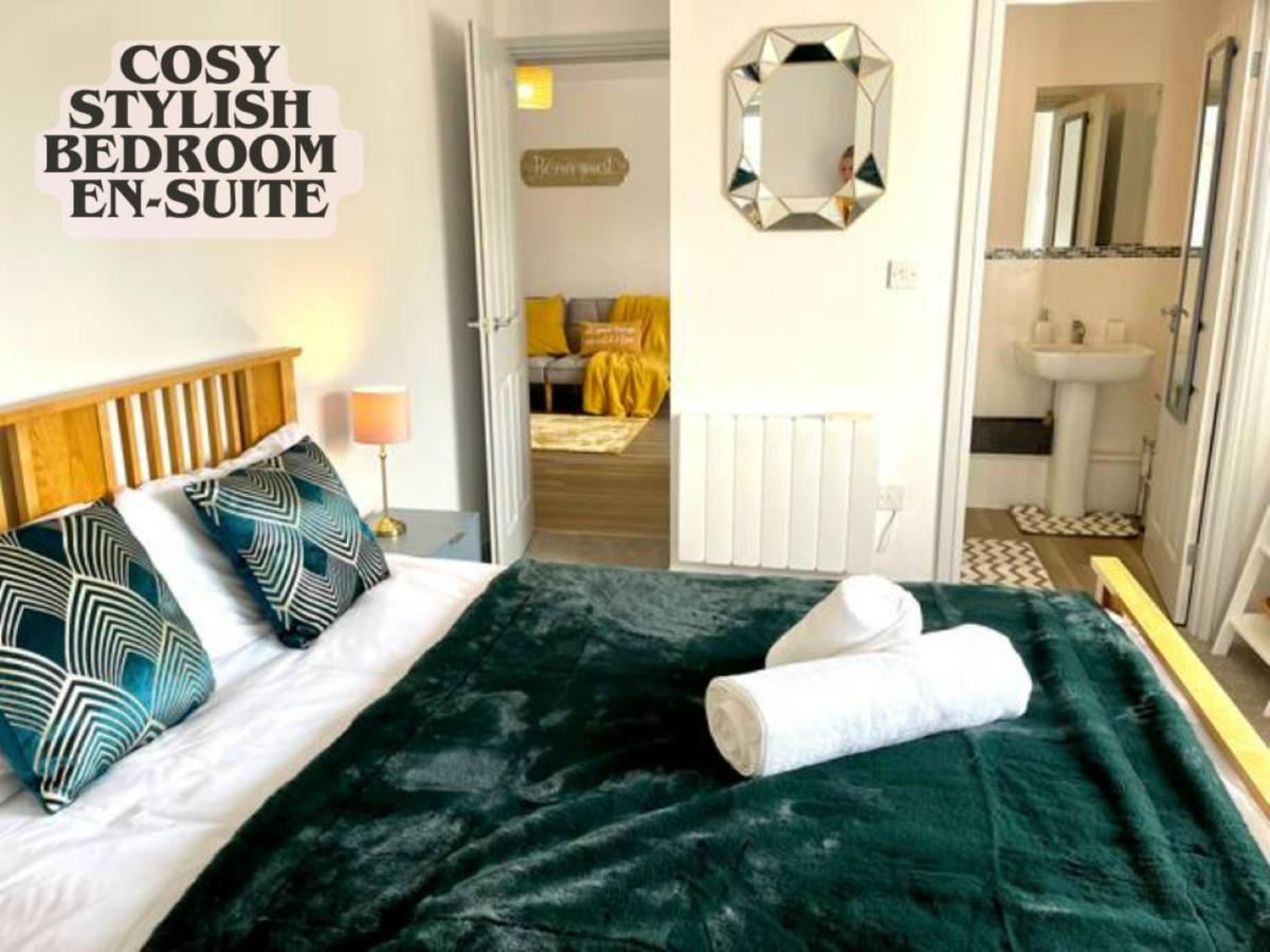 Stylish Cosy And Bright Apartment - Fantastic Location - Perfect For Business Or Solo Travellers Бишопс-Стортфорд Экстерьер фото